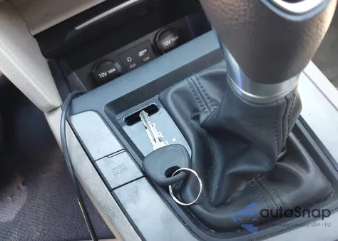 2018 Hyundai Elantra Sel from USA, damaged, VIN KMHD84LF8JU493367